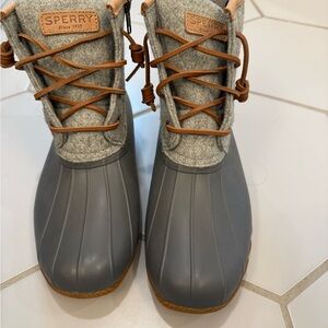 Sperry Gray and Brown Saltwater Duck Lug Boots